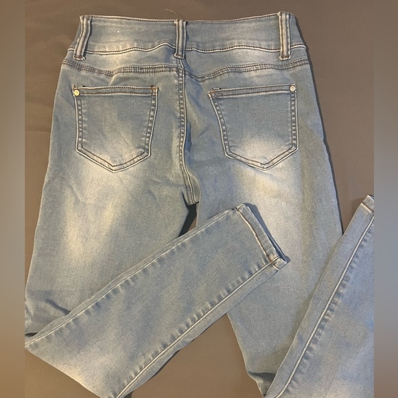 Stretchy blue denim jeans - Picture 2 of 4